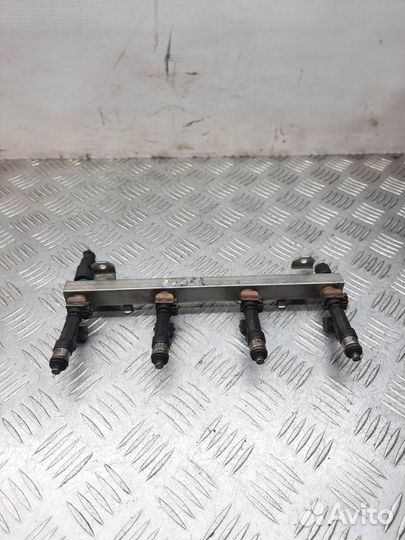 Топливная рампа Opel Astra хэтчбэк 3 дв. 1.4