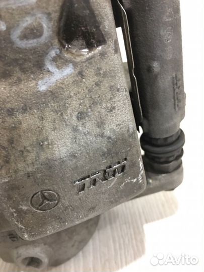 Суппорт тормозной передний левый Mercedes Benz