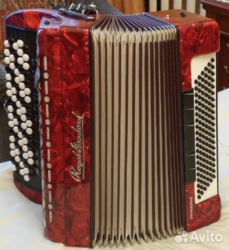 Баян Royalstandard Romance состояние новый