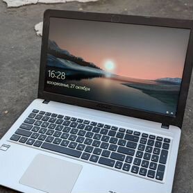 Ноутбук Asus x540y