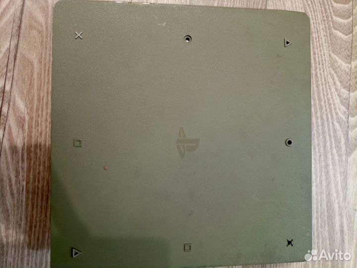 Sony playstation 4 slim