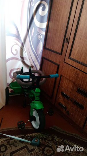 Детский трехколесный велосипед бу