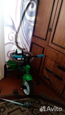 Детский трехколесный велосипед бу