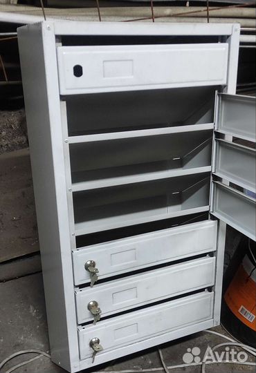 Почтовый ящик в подъезд