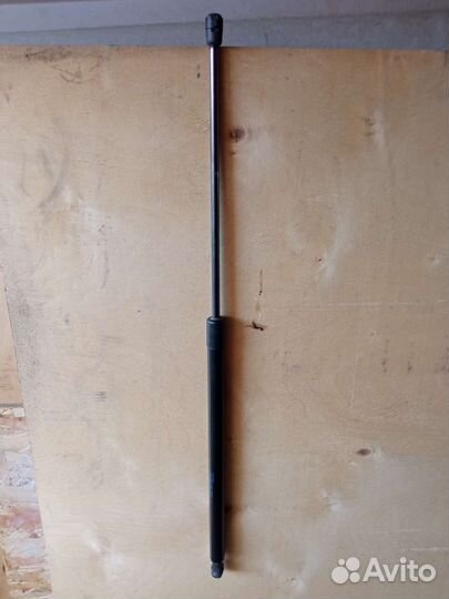 Газовый упор