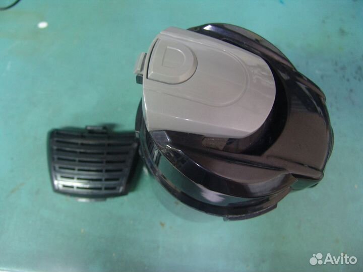 Фильтра и аксессуары к пылесосам