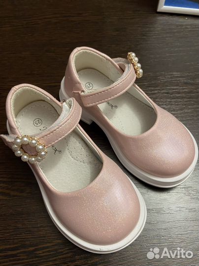 Туфли для девочки 24 25 размер