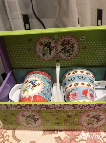 Подарочный набор из 2-х кружек и ложечки