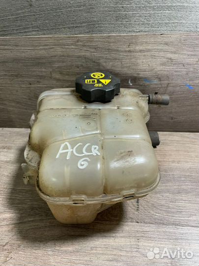 Расширительный бачок Шевроле Круз