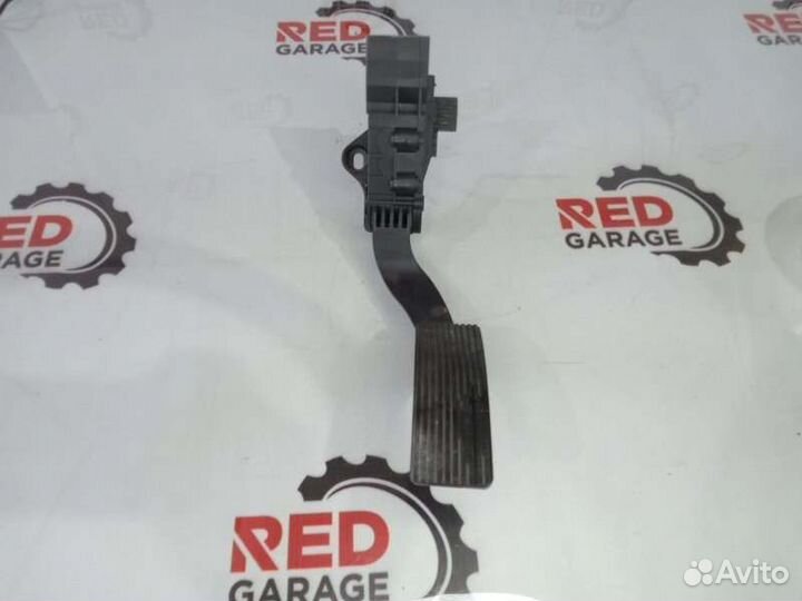 Педаль газа Mercedes-Benz Cla-Class C117 (117.342)