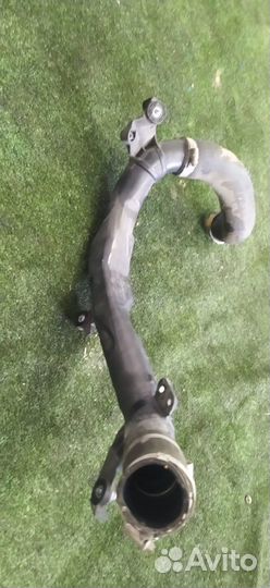 Патрубок интеркулера Volkswagen Tiguan 4Motion