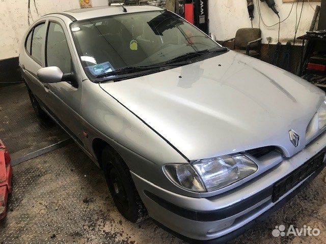 Разбор на запчасти Renault Megane