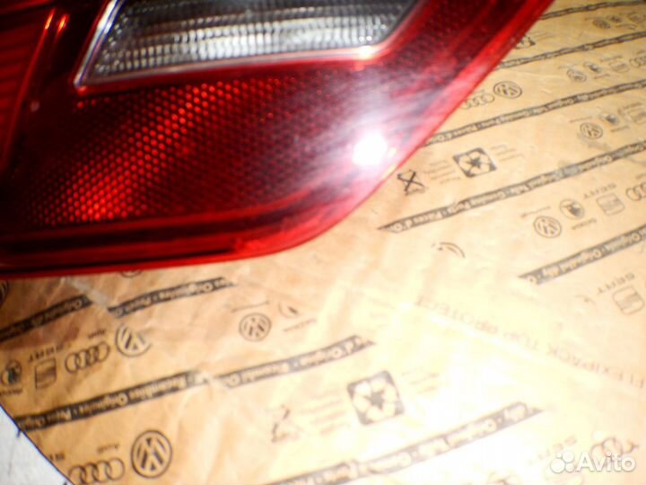 Фонарь левый внутренний Volkswagen Tiguan 2