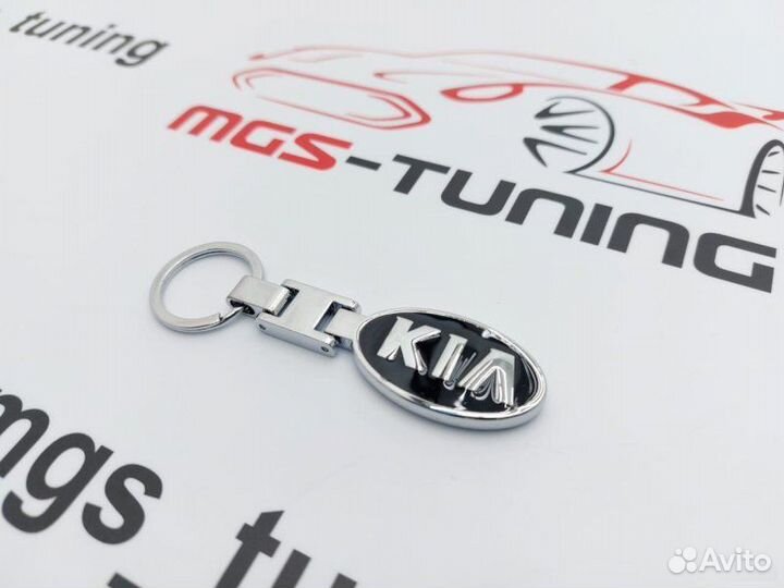 Брелок Kia овальный металлический черный