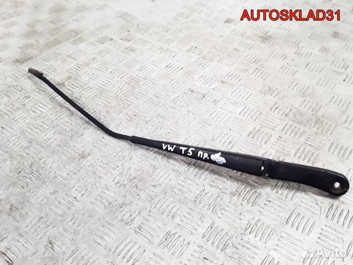 Поводок стеклоочистителя правый VW Transporter T5
