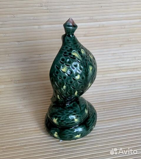 Статуэтка Змея