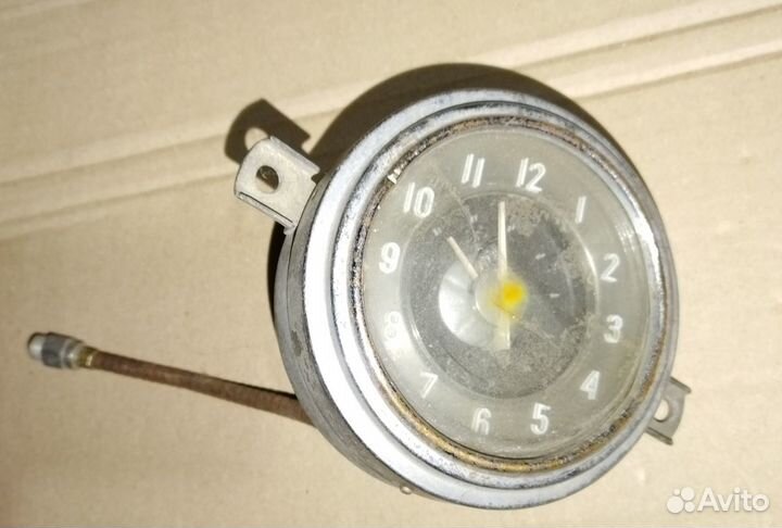 Автомобильные часы