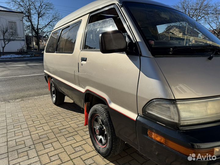 Toyota MasterAce 2.0 AT, 1989, 208 000 км