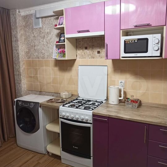 2-к. квартира, 55 м², 4/10 эт.