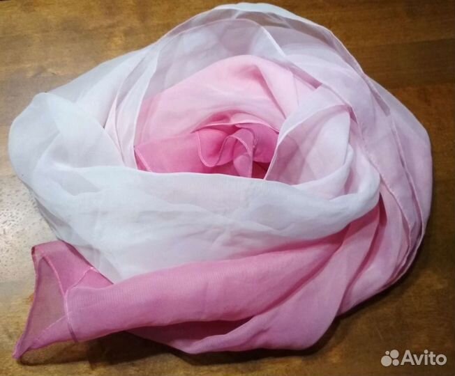 Лёгкий полупрозрачный шарфик