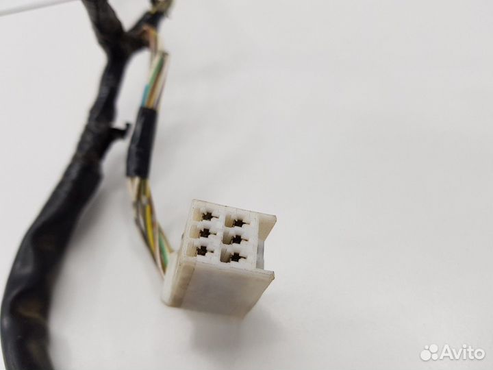 Электропроводка задней правой двери (Mazda CX-7)