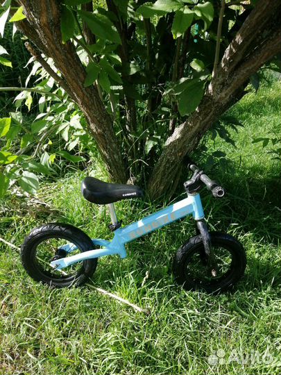 Беговел Runbike pro. 3-6лет