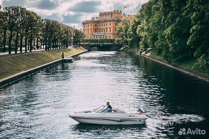 Аренда катера/Развод мостов/Прогулки на катере