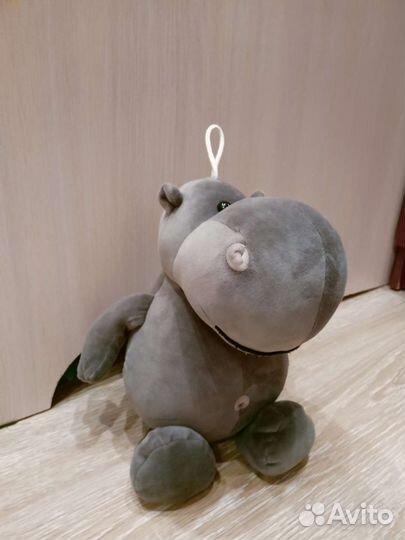 Продам мягкою игрушку тимофея в хорошем состоянии