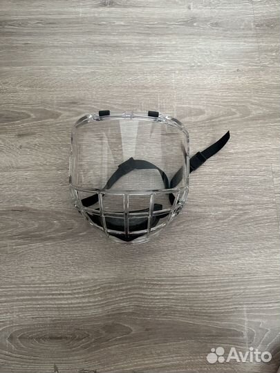 Маска хоккейная б/у mad guy