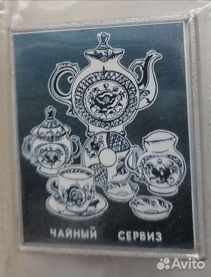 Значки Гжель особой технологии