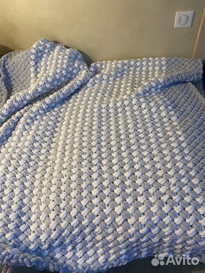 Плюшевый плед ручной работы