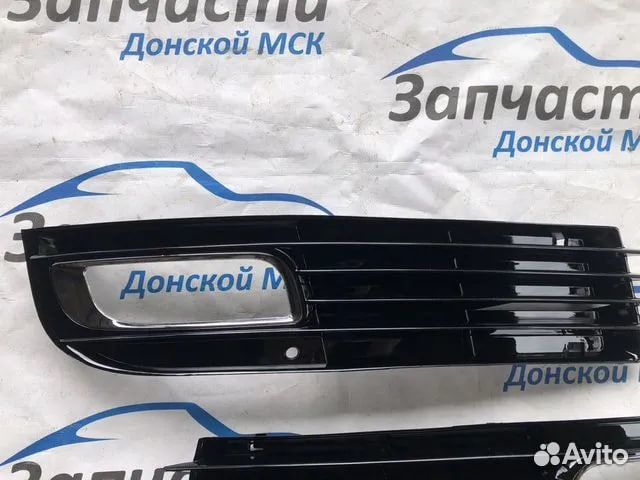 Боковая вставка под птф audi a8 d3 2008 - 2010 а1