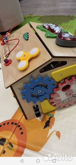 Бизиборд домик