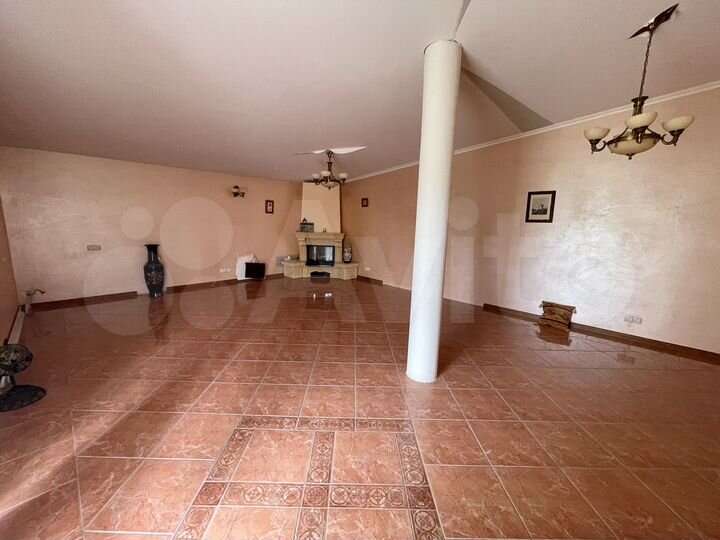 Коттедж 362 м² на участке 30 сот.