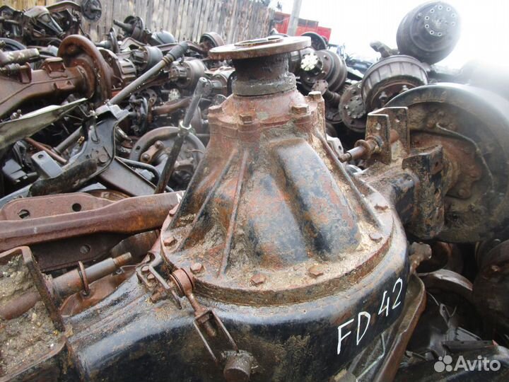 Задний мост Nissan Atlas FD42