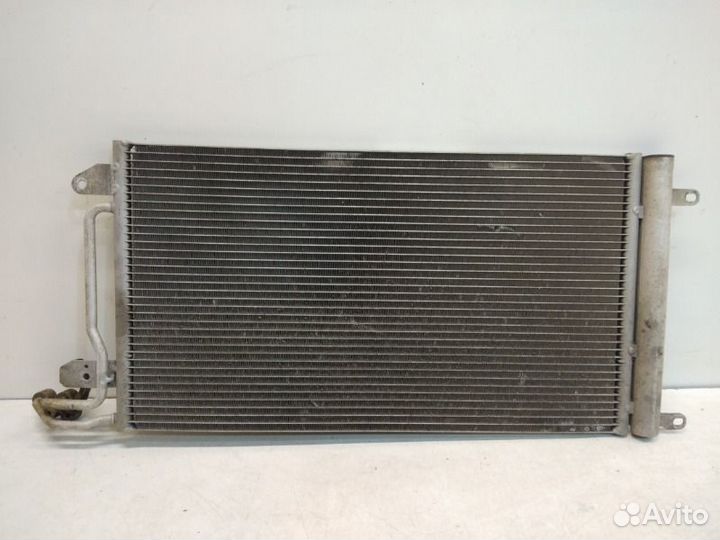 Радиатор кондиционера передний Volkswagen Polo 5