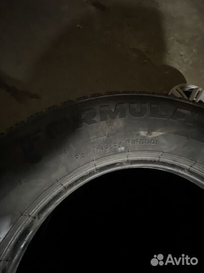 Formula Ice 215/70 R16