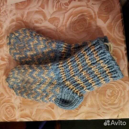 Варежки и носочки из натуральной шерсти