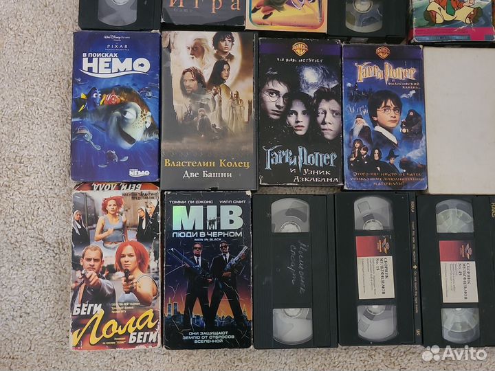 VHS кассеты с фильмами