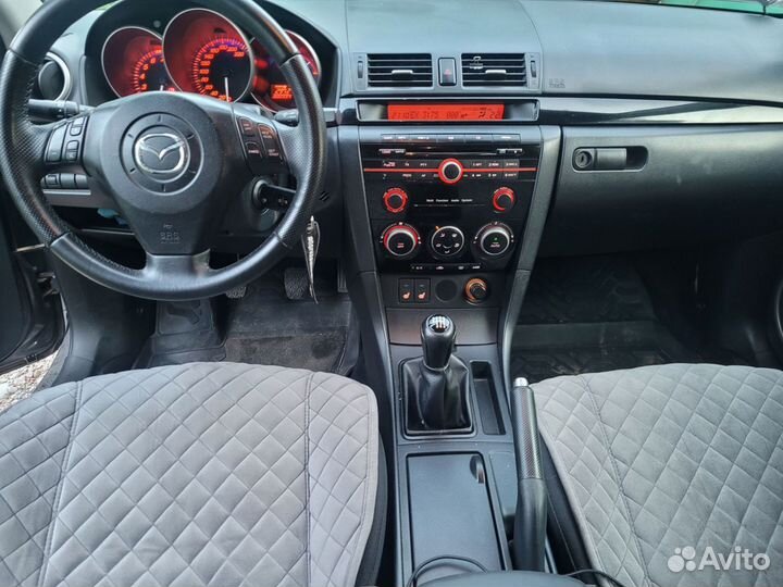 Mazda 3 2.0 МТ, 2008, 300 000 км