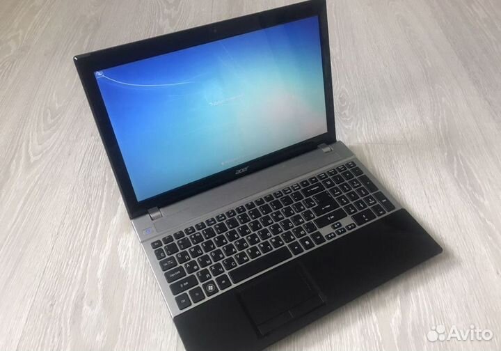 Отличный ноутбук Acer V3-551(4 ядра/8 Ram/SSD)