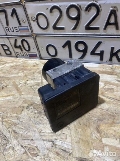 Блок абс Ford Focus 2 универсал 2.0 2008