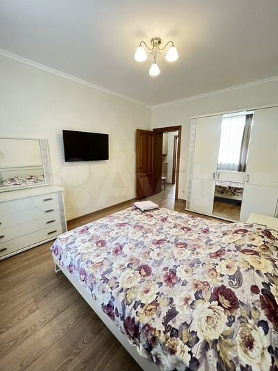 2-к. квартира, 70 м², 1/2 эт.