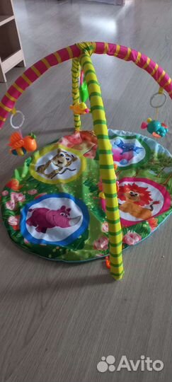 Развивающий коврик