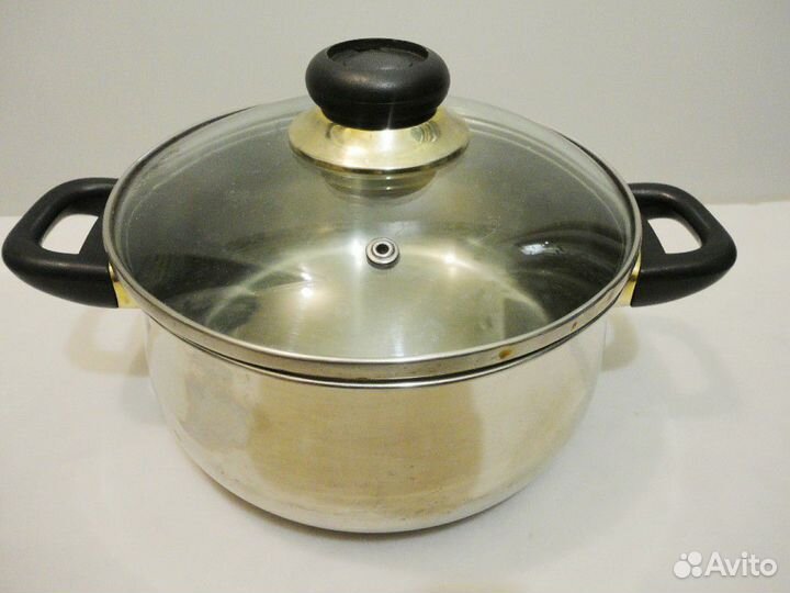 Сковородки и кастрюли