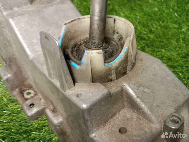 В наличии: Кулиса кпп Saab 900