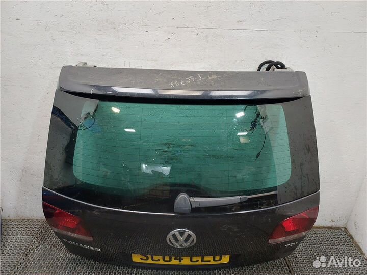 Обшивка крышки багажника Volkswagen Touareg, 2007