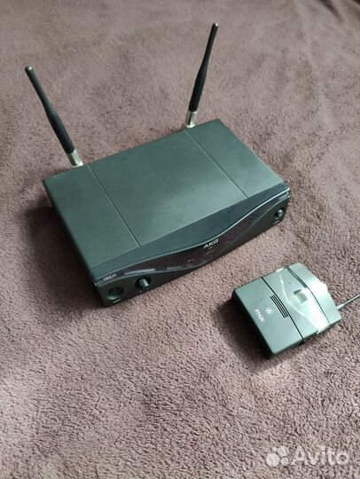 Радиосистема AKG с микрофоном