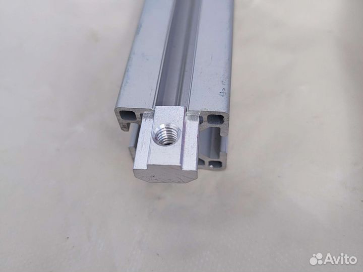 Сухарь пазовый м8 паз10