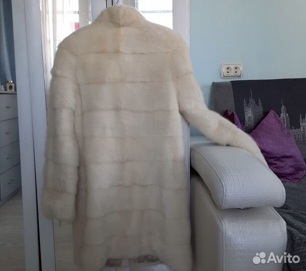 Шуба норковая молочная 40-42